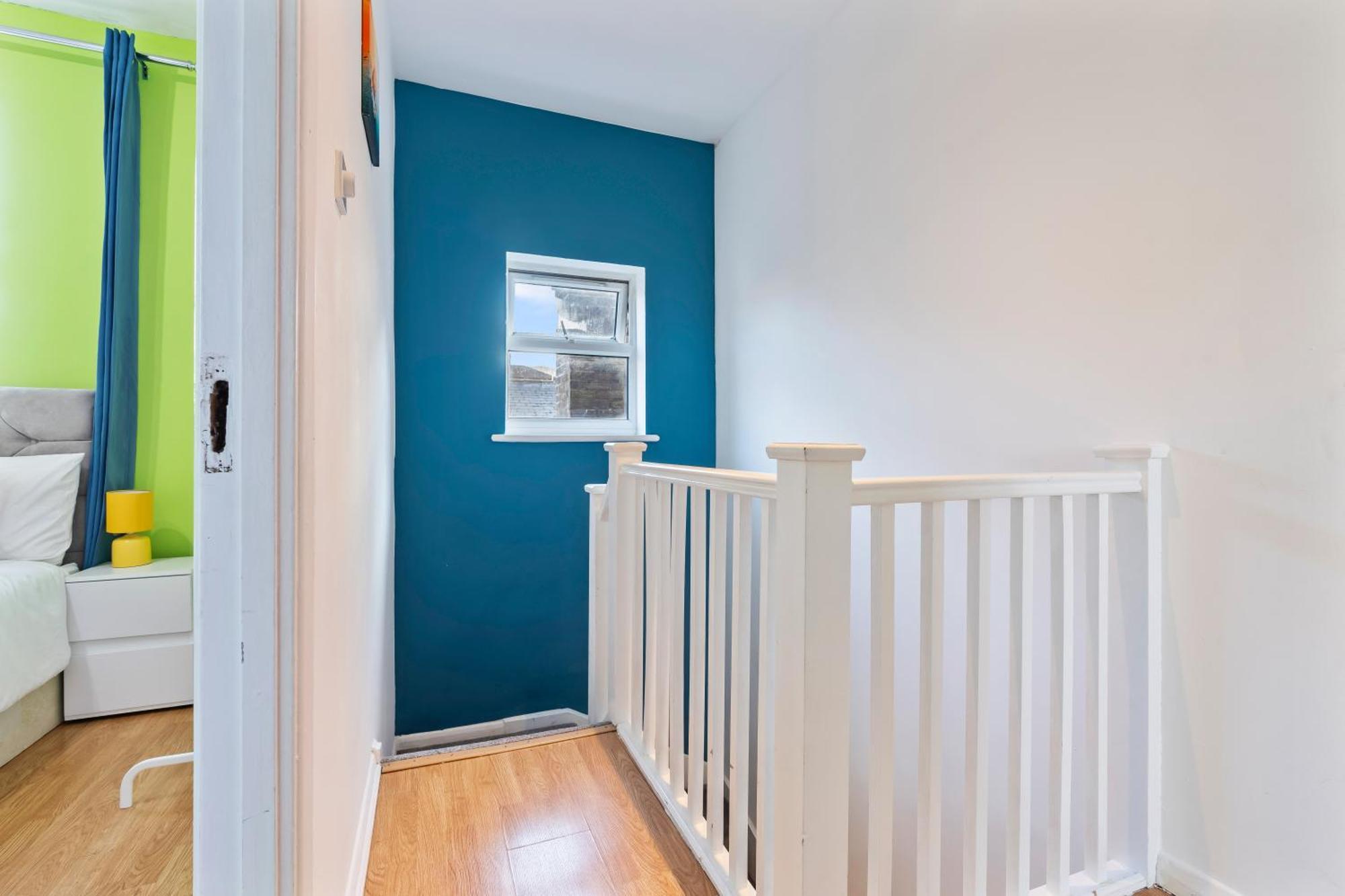 فيلا Impeccable 4-Bed House In Brixton لندن المظهر الخارجي الصورة