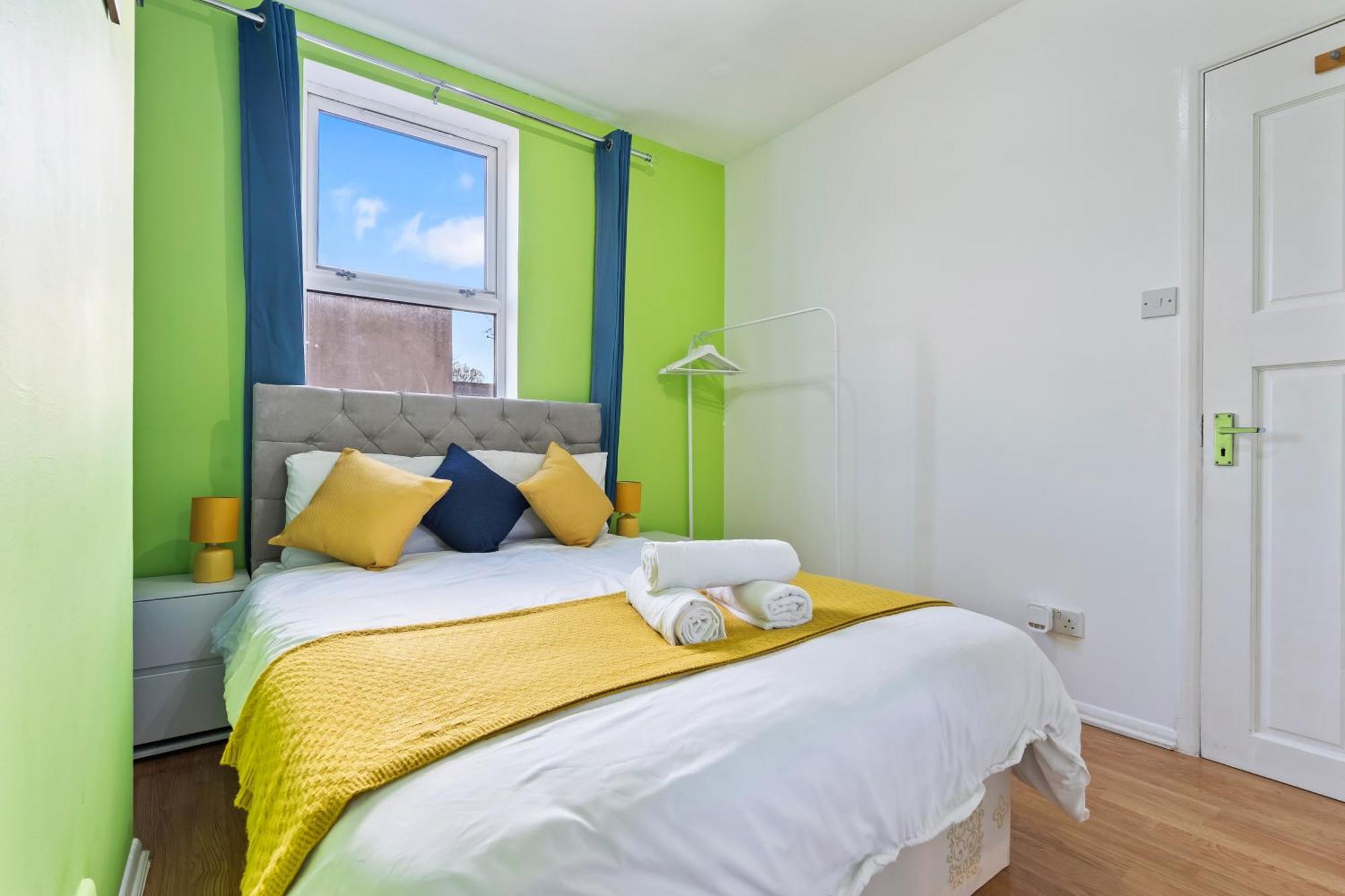 فيلا Impeccable 4-Bed House In Brixton لندن المظهر الخارجي الصورة